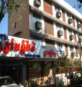 Hotel Singhs International Bombaim Exterior foto